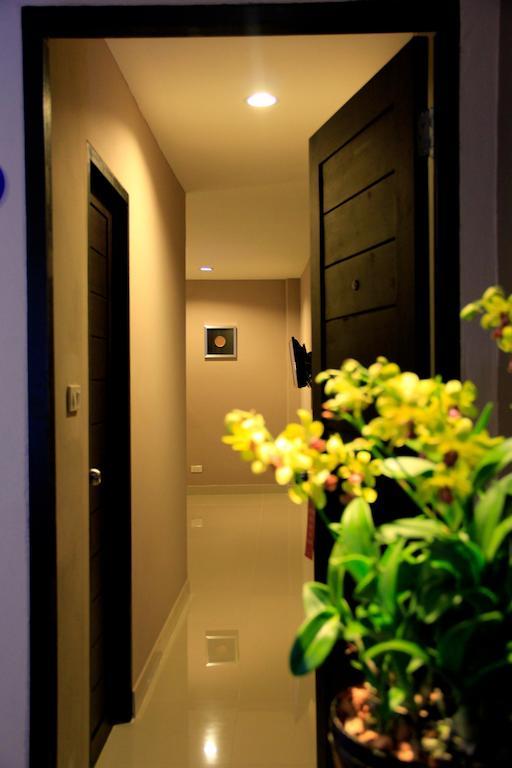 Shooters Guesthouse Pattaya Buitenkant foto