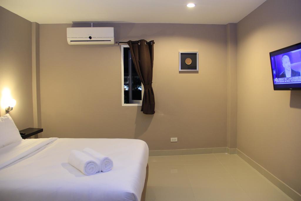 Shooters Guesthouse Pattaya Kamer foto