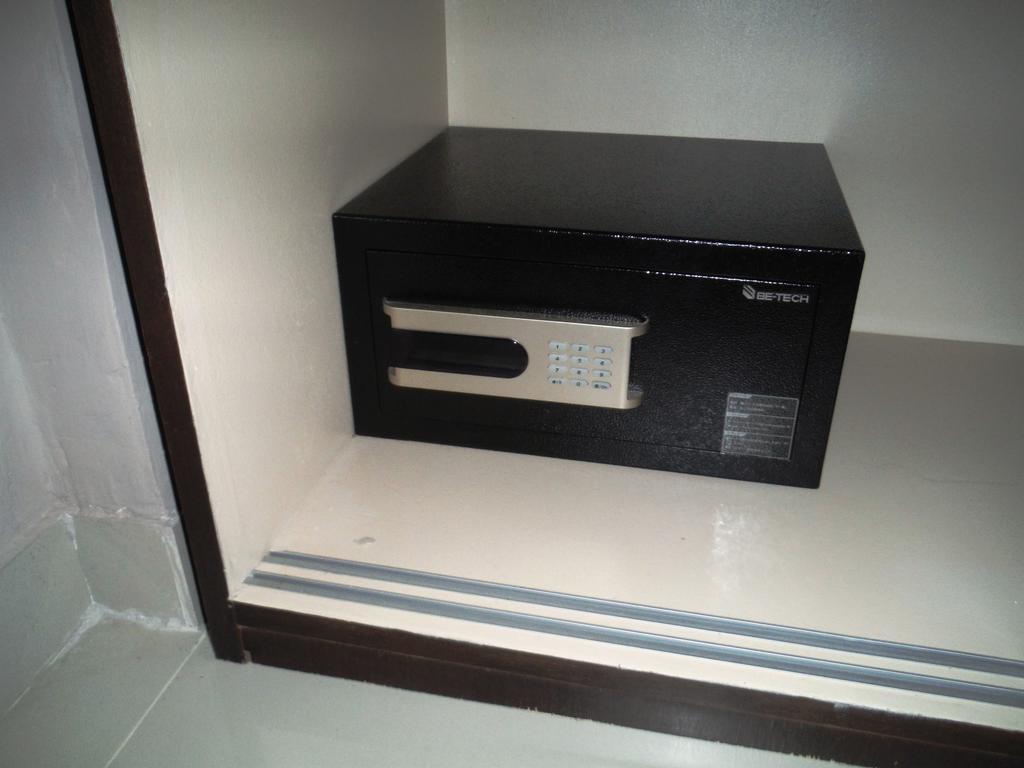 Shooters Guesthouse Pattaya Kamer foto