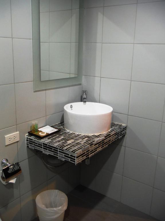 Shooters Guesthouse Pattaya Kamer foto